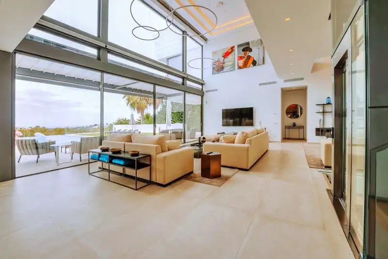 Chalet con piscina en venta en Avenida de la Alquería, imagen 4