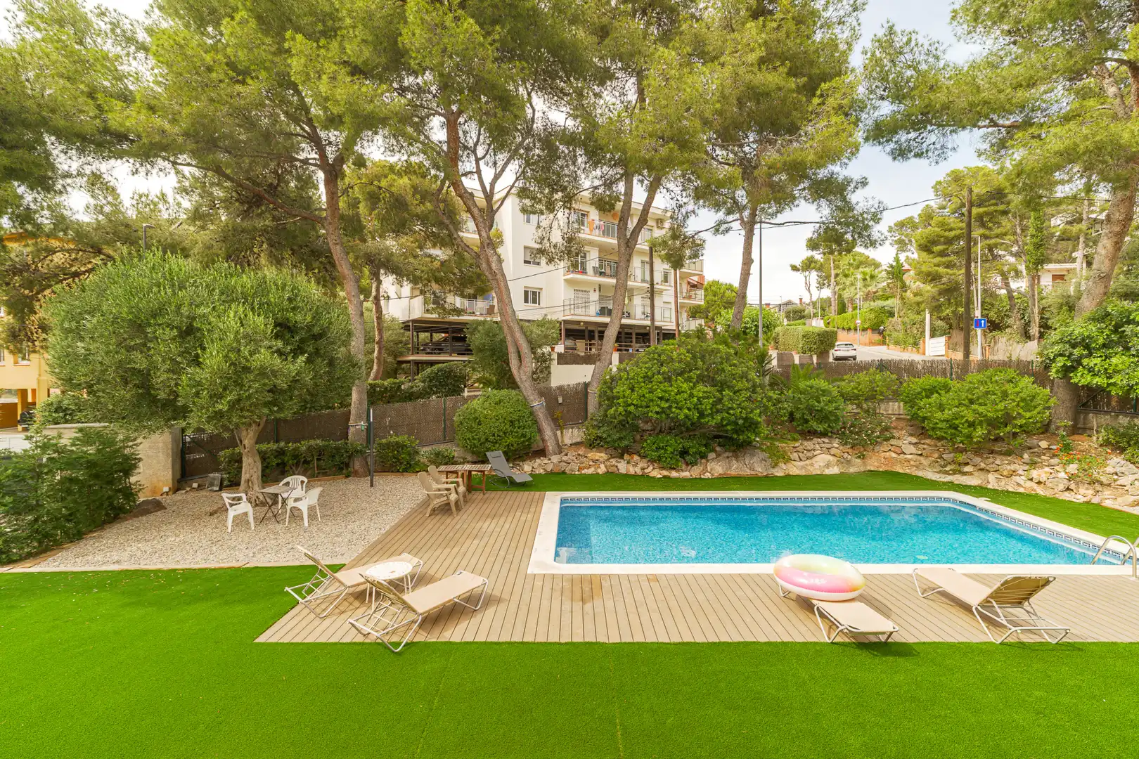 Piscina de Casa adosada en venta en Castelldefels con Aire acondicionado, Calefacción y Parquet
