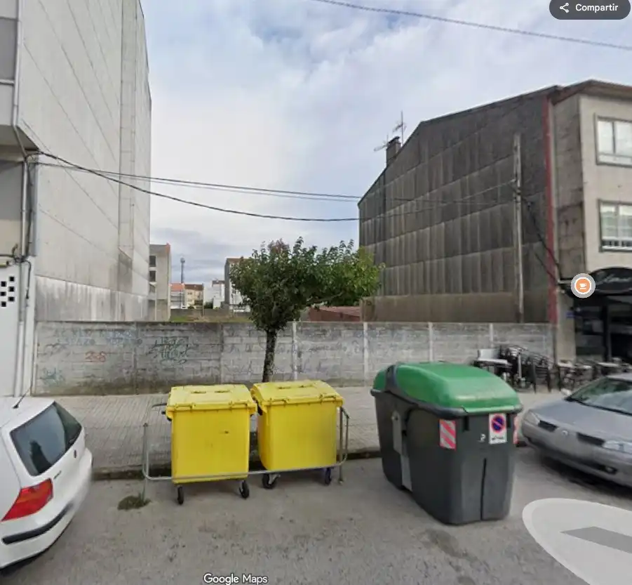 Wohnbaugrundstück zum Verkauf in Avenida Benito Vigo 97