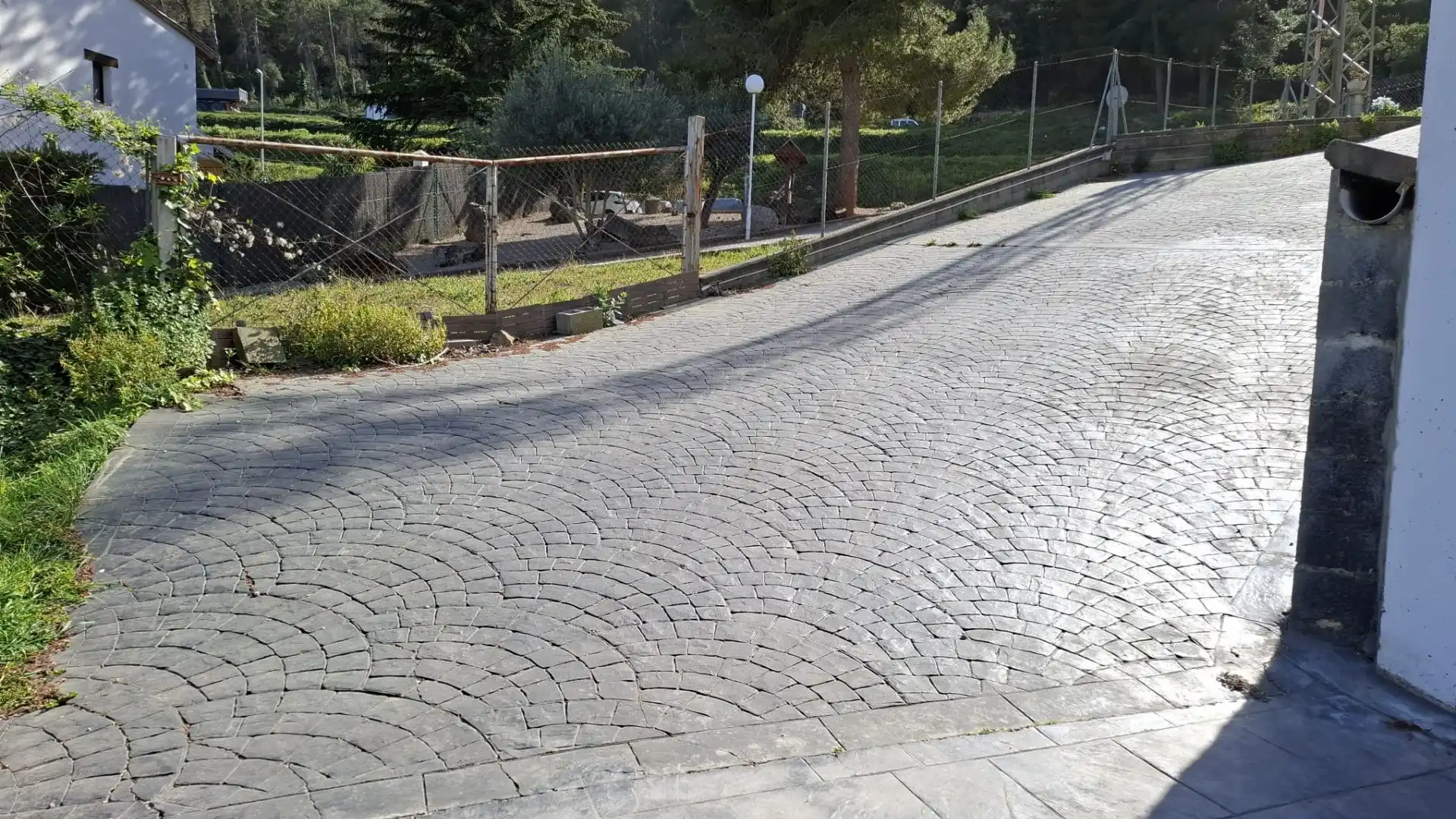 Vista exterior de Casa o chalet en venta en Vallirana con Calefacción y Trastero