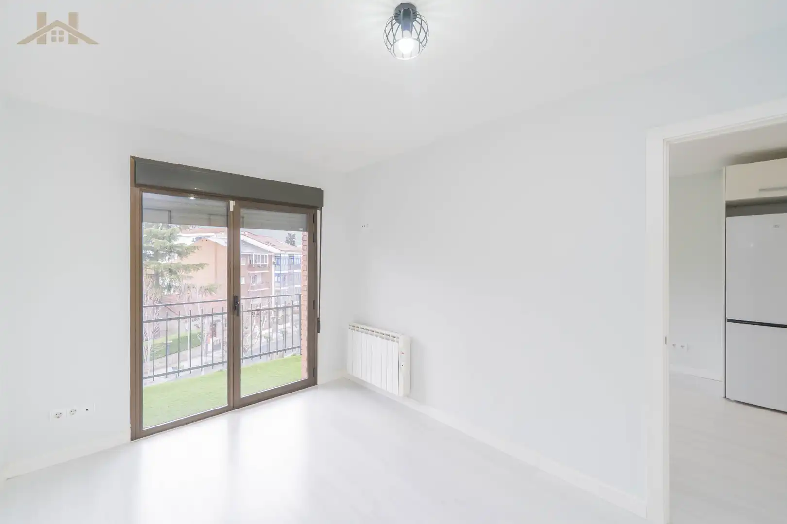 Habitación de Ático en venta en El Escorial con Calefacción, Parquet y Terraza