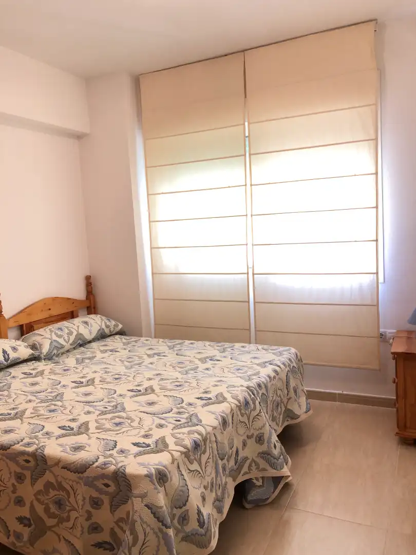 Habitación de Apartamento de alquiler en Cuevas del Almanzora con Aire acondicionado, Terraza y Piscina