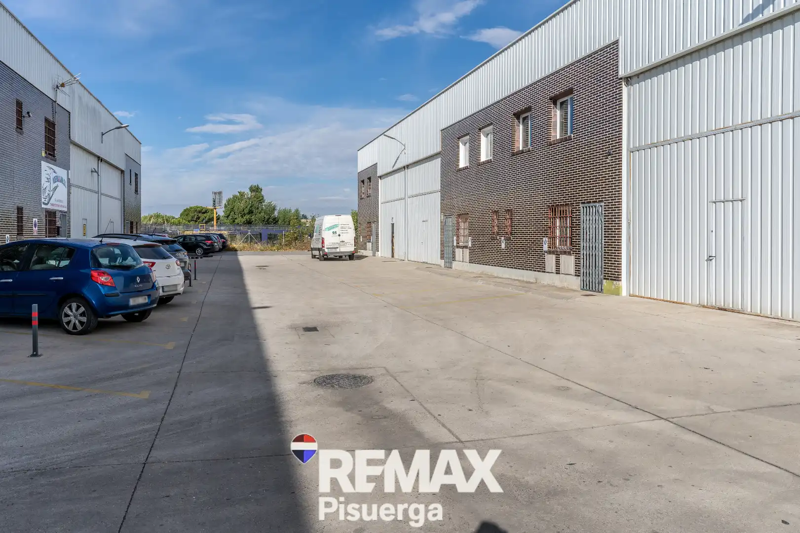 Nau industrial en venda a Calle Zamora 13