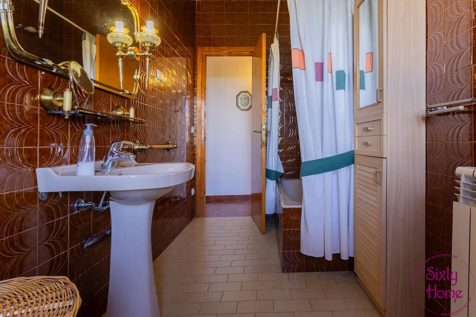 Baño de Casa o chalet en venta en Angüés con Jardín privado, Terraza y Trastero