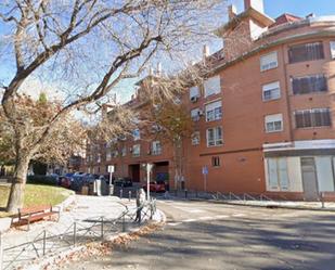 Vista exterior de Pis en venda en  Madrid Capital amb Piscina