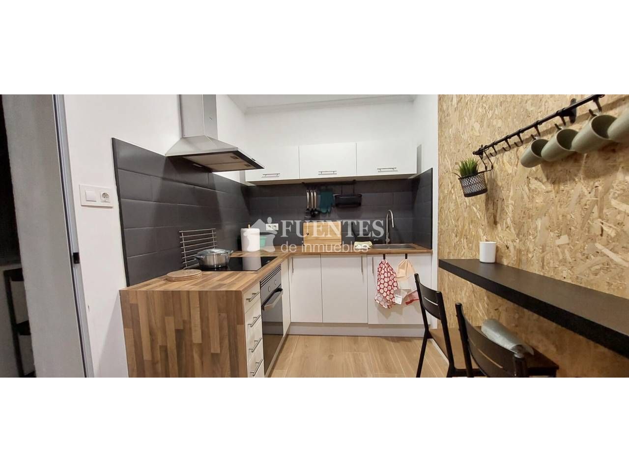 Kitchen of Flat for sale in Alicante / Alacant  with Furnished and Balcony