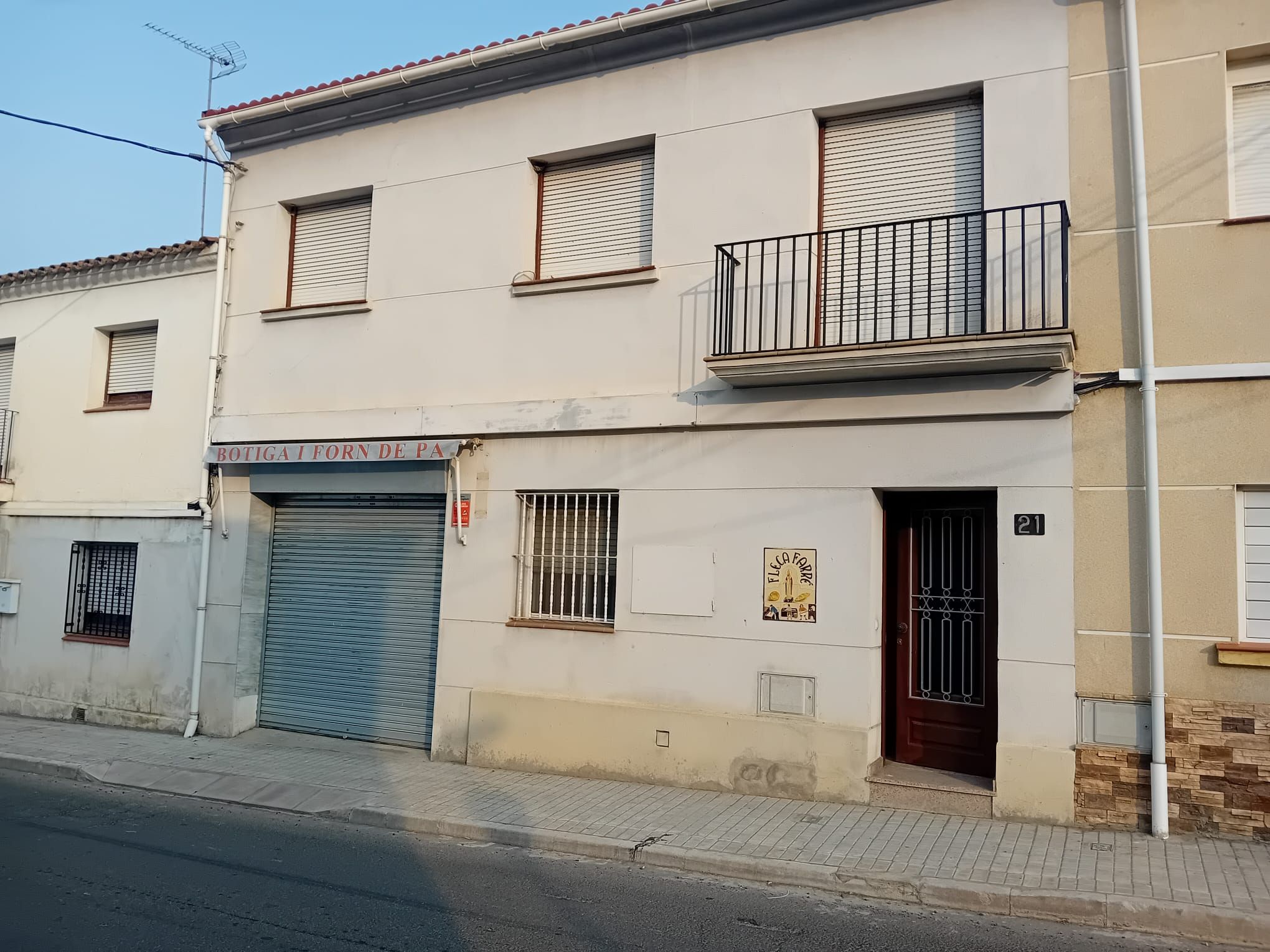 Exterior view of Single-family semi-detached for sale in  Lleida Capital