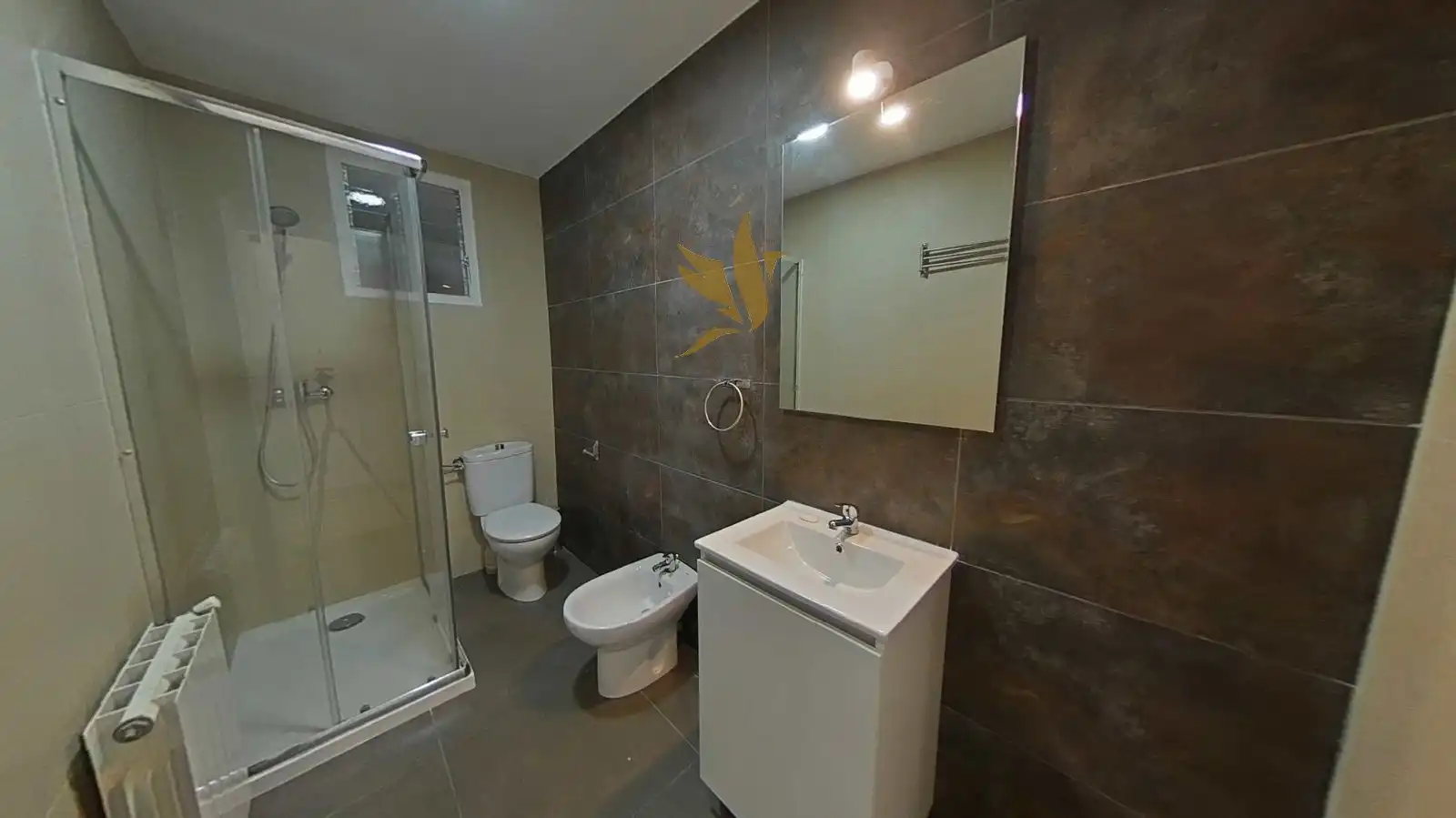 Bathroom of Flat for sale in Badalona  with Heating and Terrace