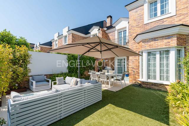 Casa-chalet en Venta en El Pastel