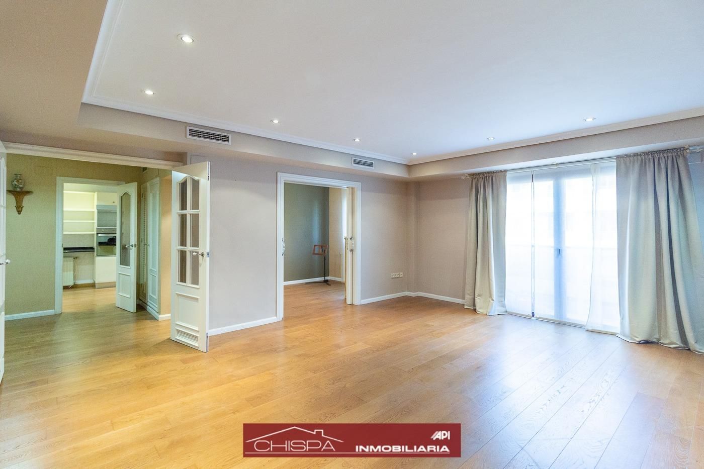 Living room of Flat for sale in  Valencia Capital  with Air Conditioner, Terrace and Balcony