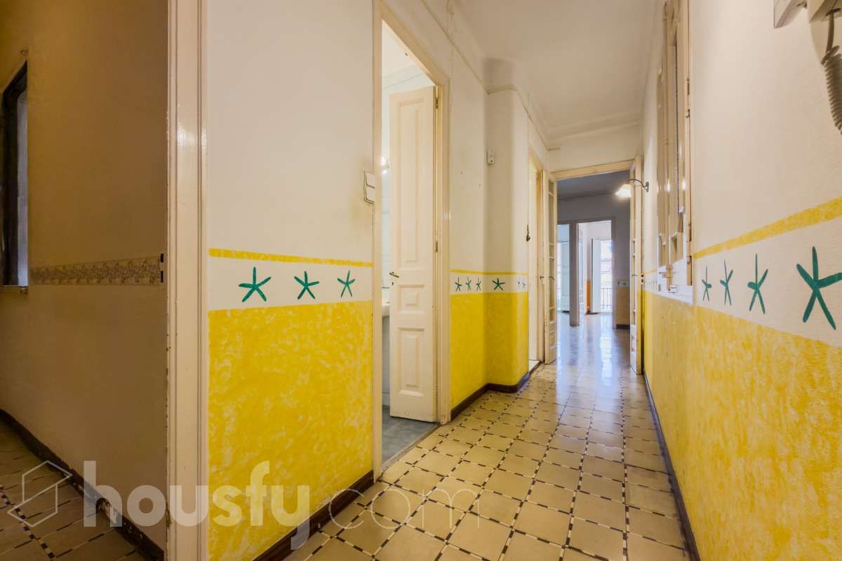 Flat for sale in  Barcelona Capital  with Terrace