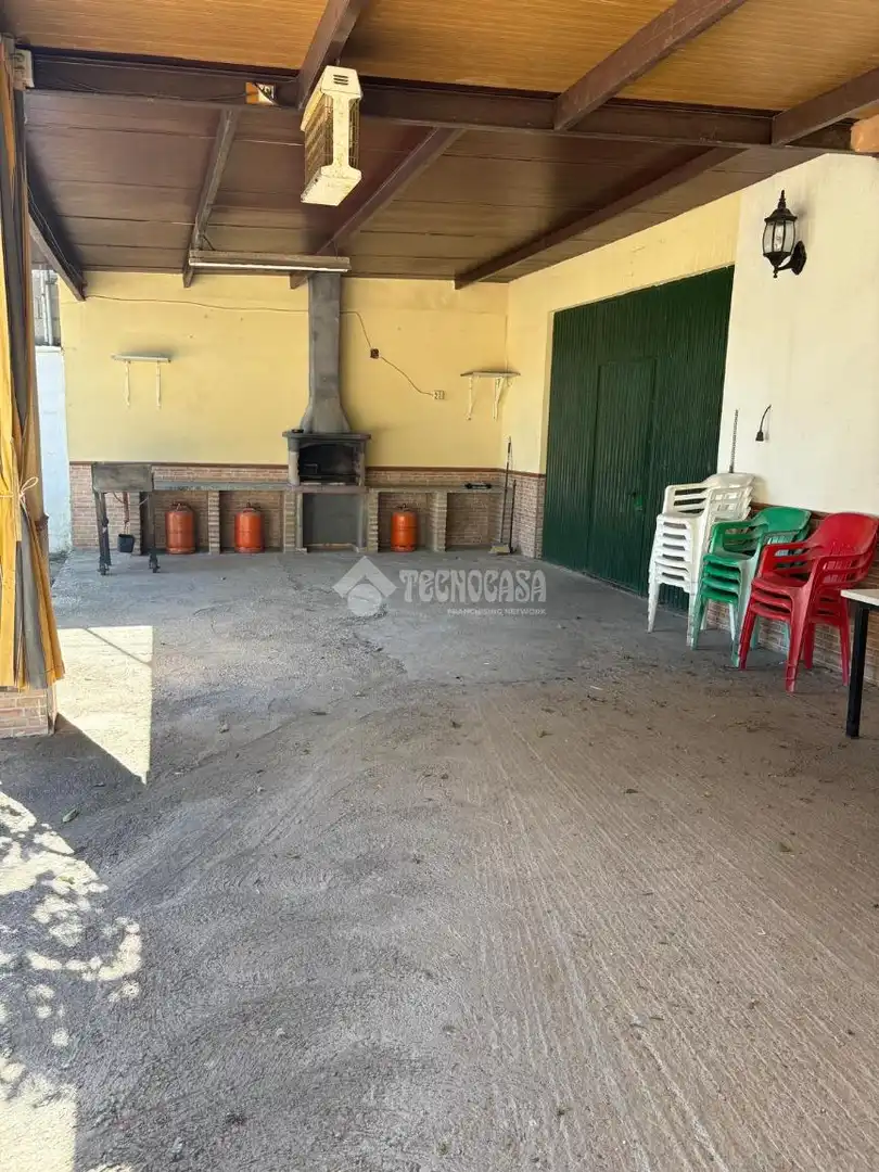 Country homes for sale in La Rinconada  with Air Conditioner and Heating