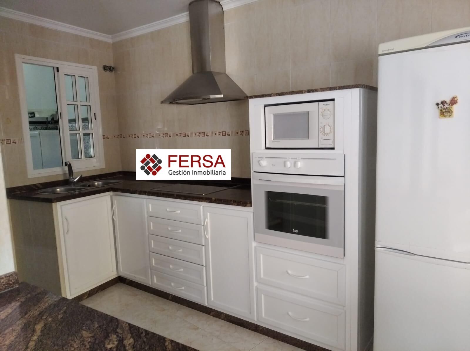 Kitchen of House or chalet for sale in El Puerto de Santa María  with Air Conditioner, Heating and Private garden