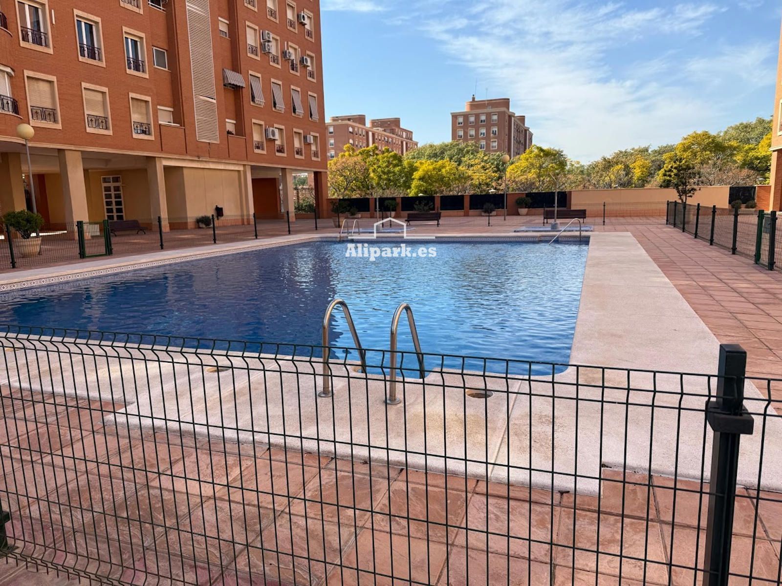 Swimming pool of Flat for sale in Alicante / Alacant  with Air Conditioner, Heating and Terrace