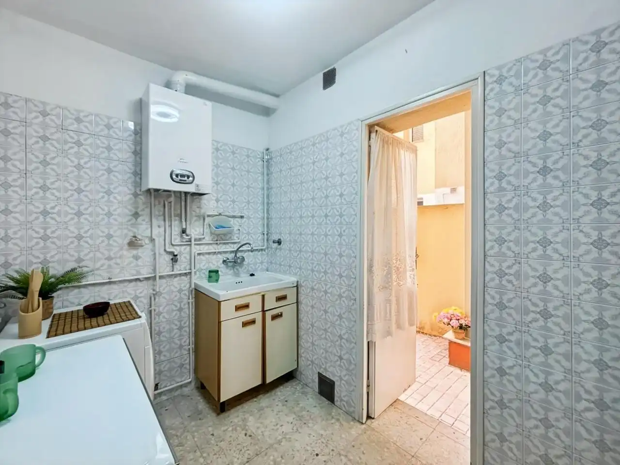 Baño de Planta baja en venta en Madrid con Aire acondicionado, Calefacción y Parquet