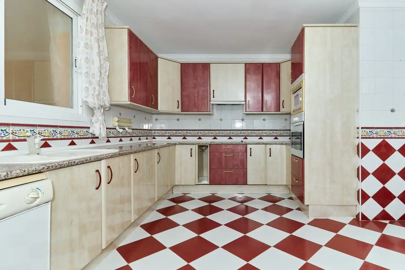 Houses for sale in El Rosario - Ricmar