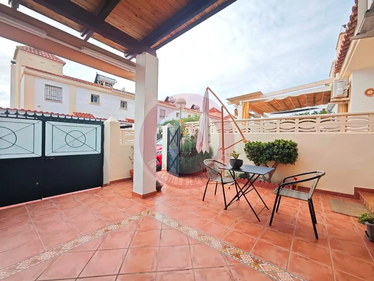 Terrassa de Casa adosada en venda en Vélez-Málaga amb Aire condicionat, Terrassa i Moblat