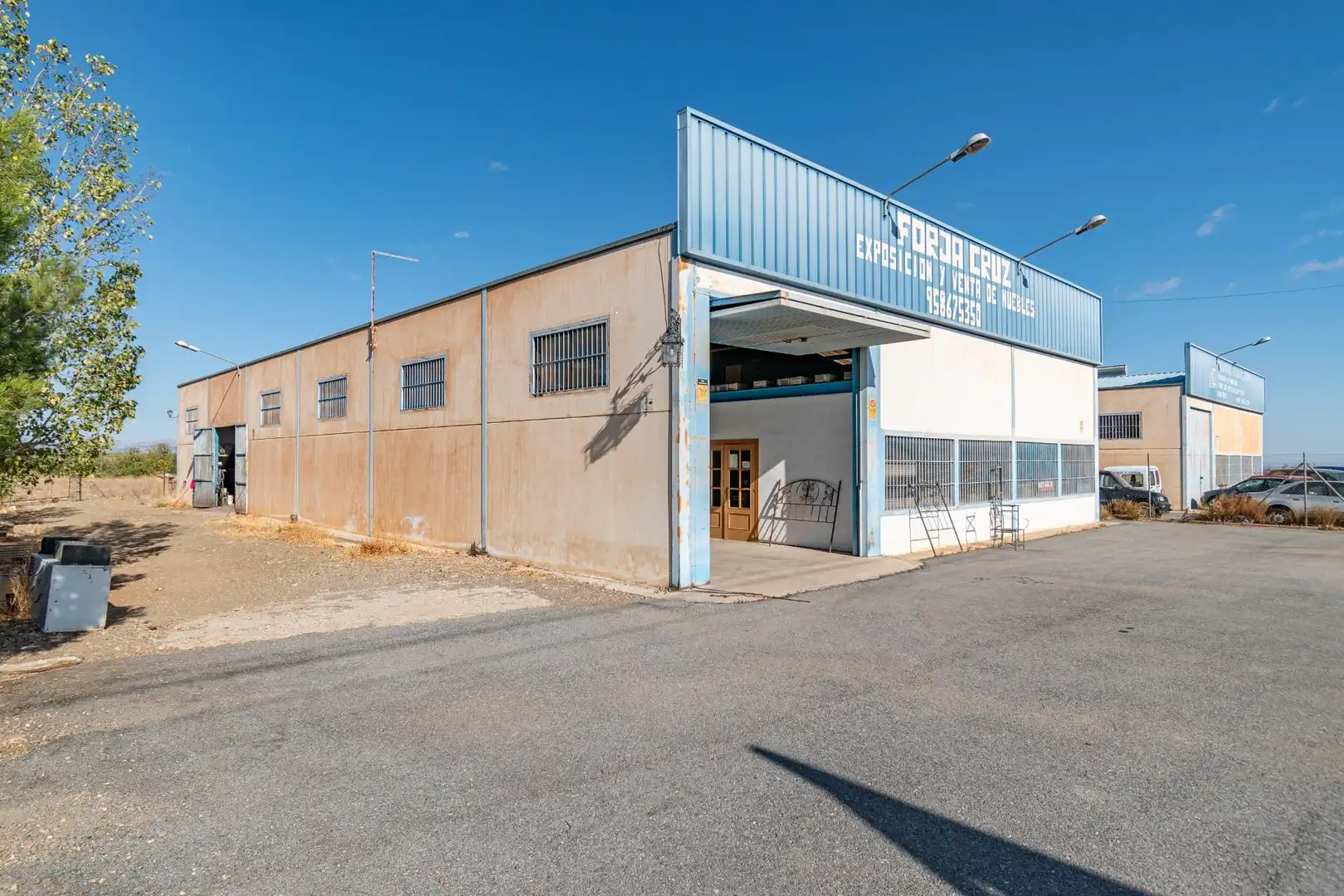 Vista exterior de Nave industrial en venta en Cogollos de Guadix