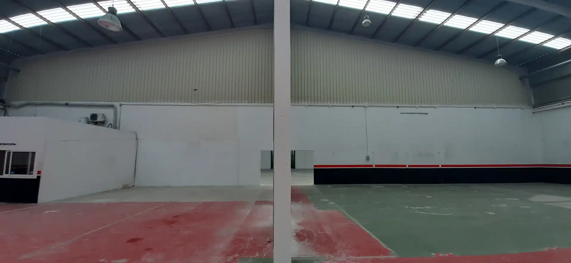 Nave industrial de alquiler en Picassent