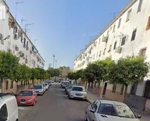 Exterior view of Flat for sale in  Sevilla Capital