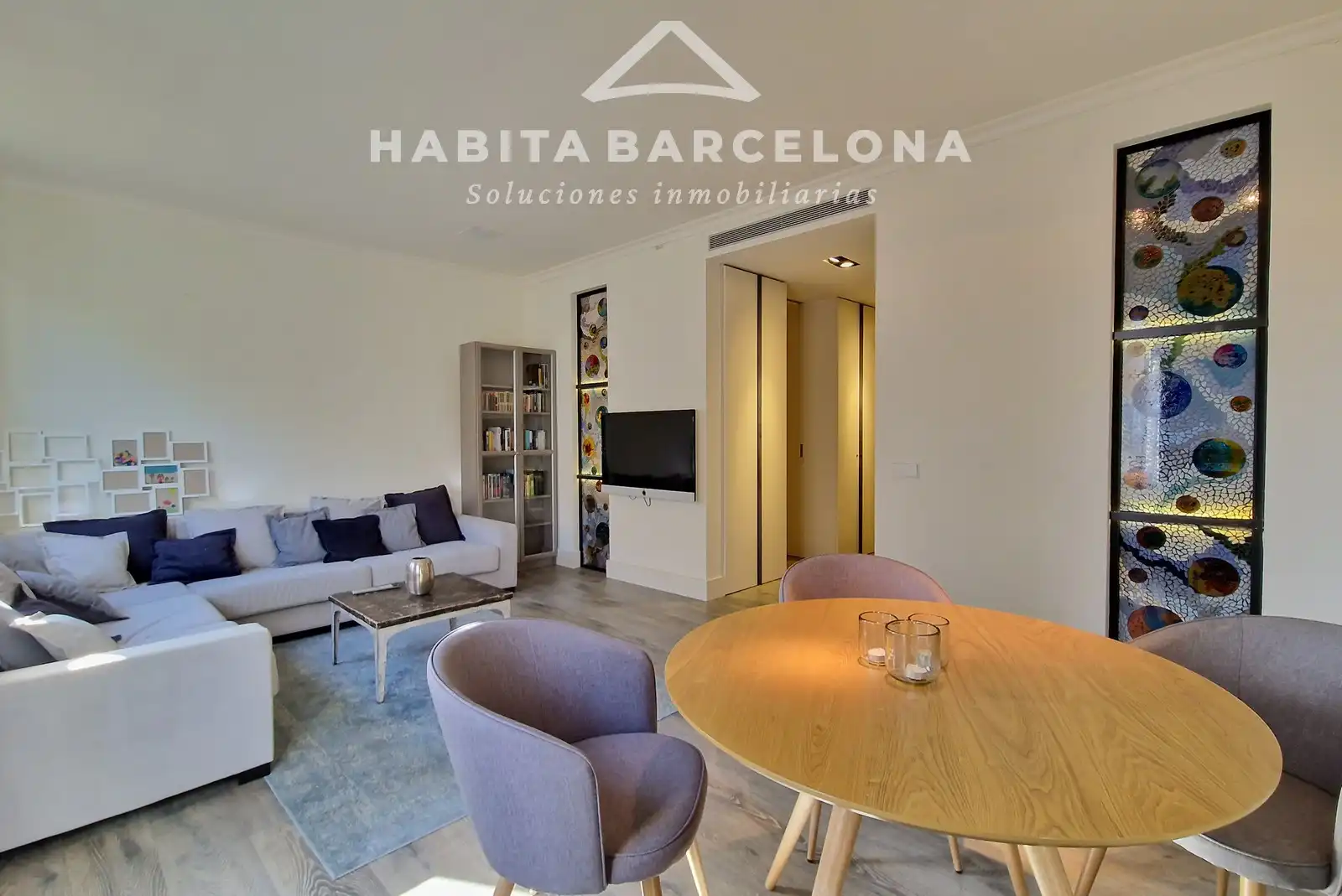 Bedroom of Flat for rent in Barcelona  with Air Conditioner, Heating and Parquet flooring