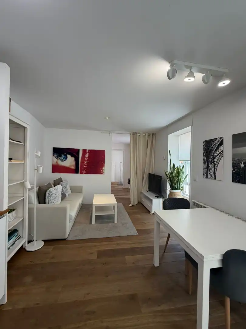 Sala de estar de Piso de alquiler en A Coruña Capital  con Calefacción y Amueblado