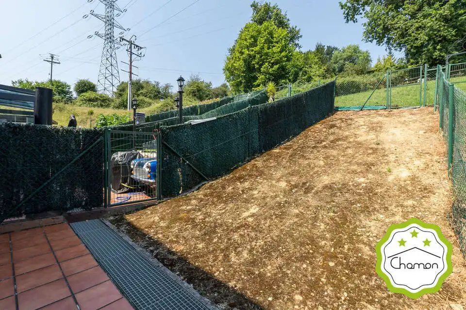 Garten von Einfamilien-Reihenhaus zum Verkauf in Barakaldo  mit Heizung, Privatgarten und Terrasse
