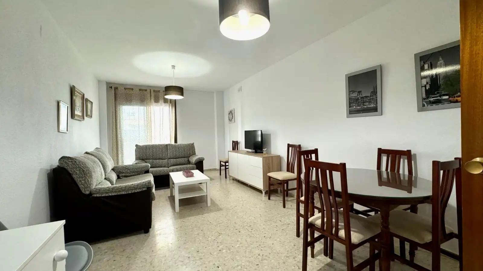 Sala d'estar de Pis en venda en Cáceres amb Traster, Moblat i Forn