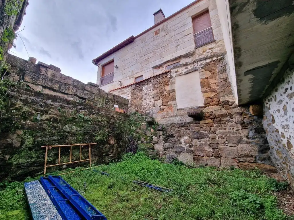 Finca rústica en venta en Ribadavia