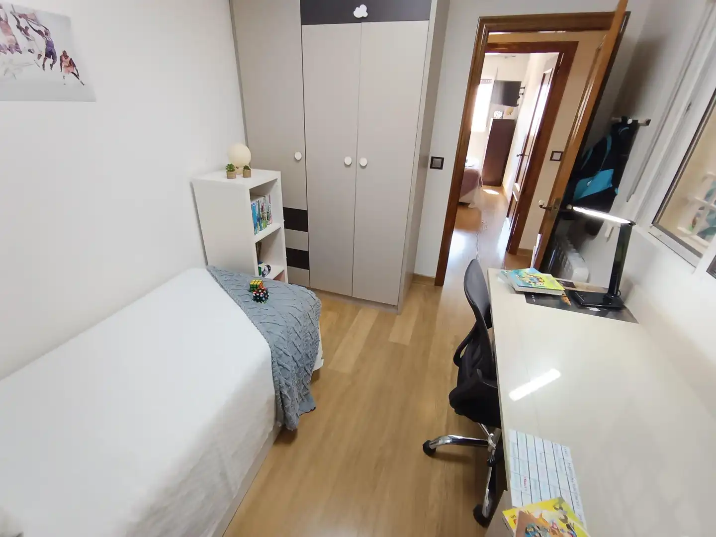 Schlafzimmer von Erdgeschoss zum Verkauf in Casco Urbano