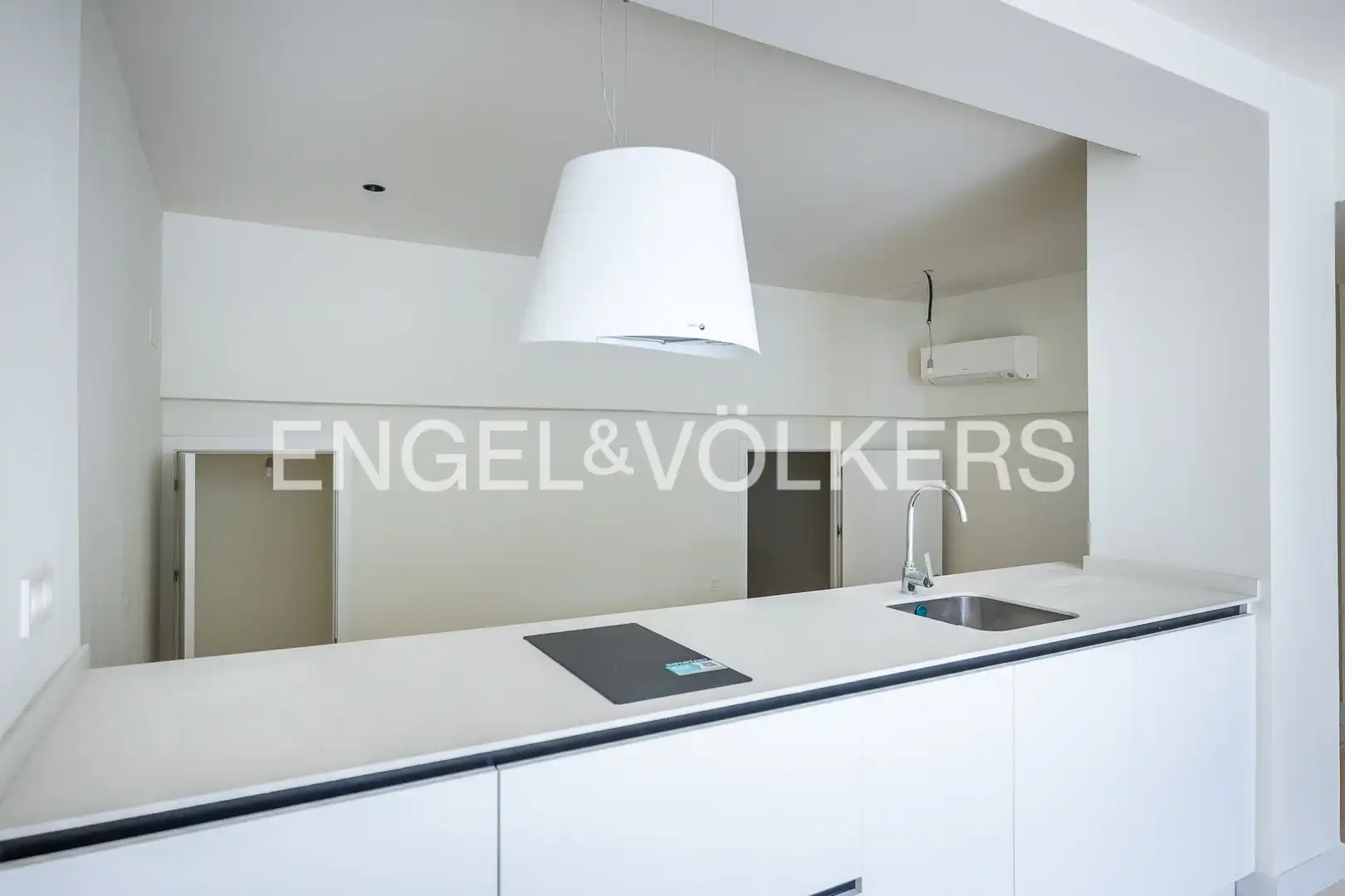Cocina de Piso en venta en Sevilla con Aire acondicionado y Calefacción