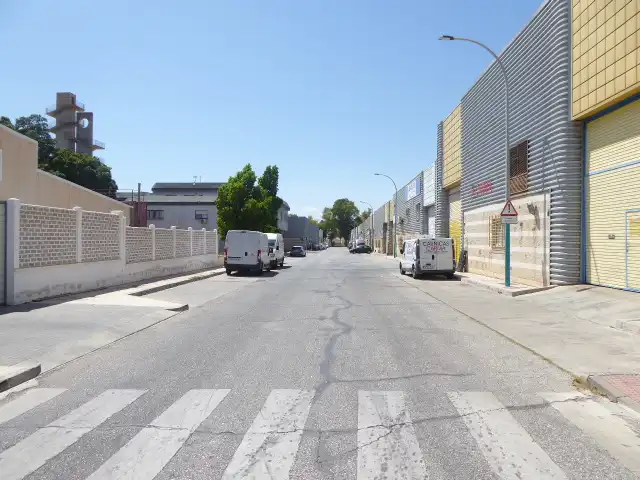 Nau industrial en venda a Calle Sigfrido 15