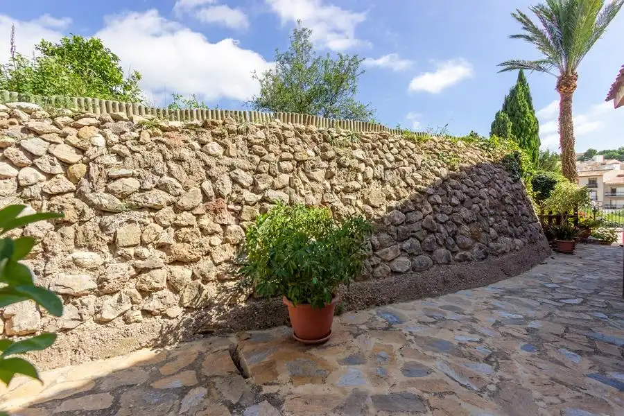 Jardí de Casa o xalet en venda en Finestrat amb Jardí privat, Terrassa i Traster