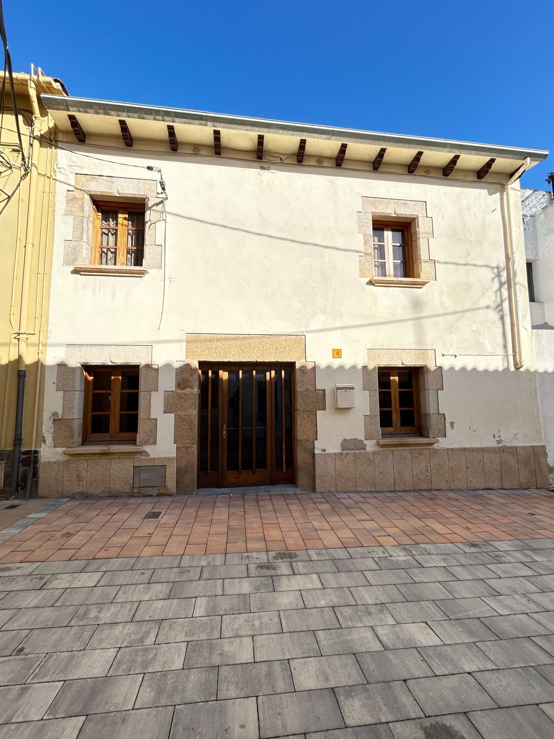 Vista exterior de Casa adosada en venda en Riudarenes amb Aire condicionat, Calefacció i Jardí privat