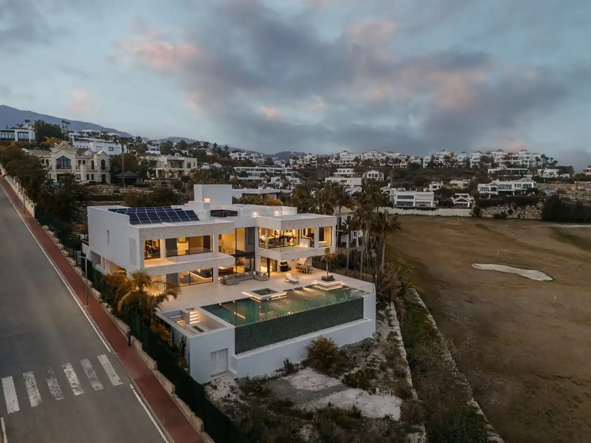 Detached house with pool for sale in La Quinta, imagen 13