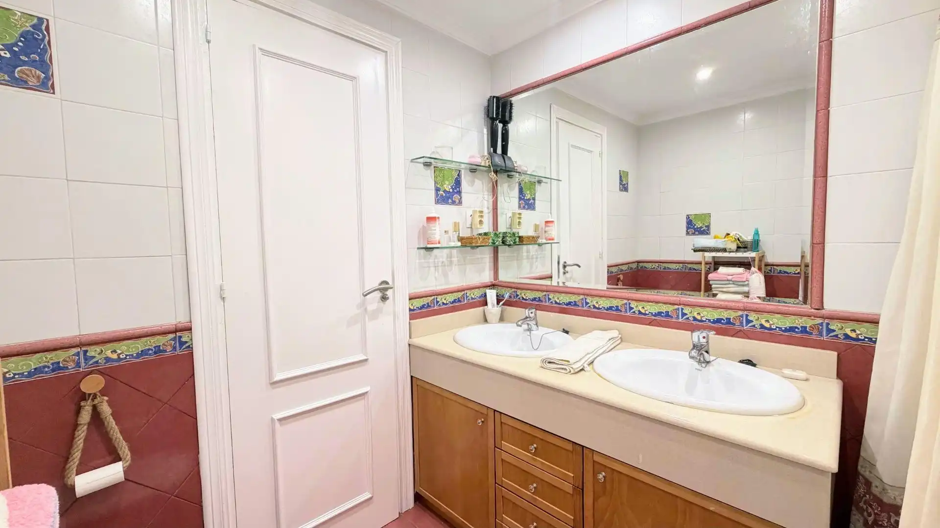 Baño de Casa adosada en venta en Torremolinos con Terraza, Trastero y Piscina comunitaria