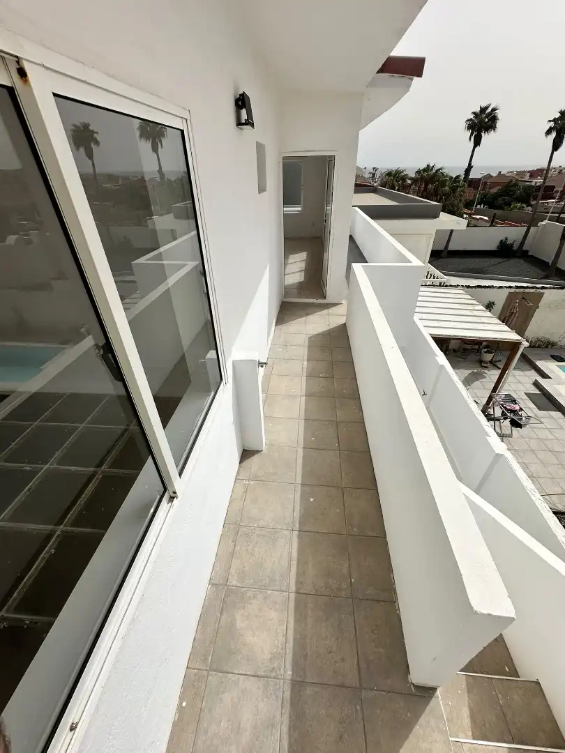 Detached house with terrace for sale in Calle Míster Blisse 56, imagen 16