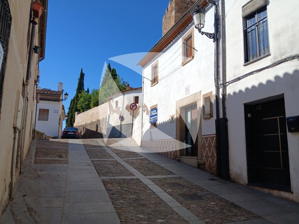 Exterior view of House or chalet for sale in Cáceres Capital  with Air Conditioner and Furnished