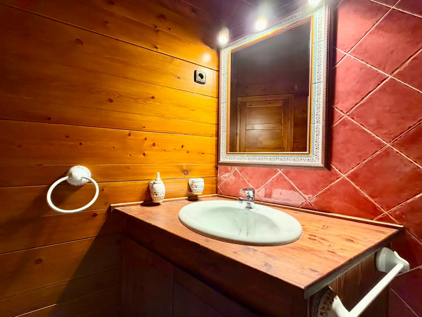 Bany de Dúplex en venda en Naut Aran amb Calefacció, Parquet i Moblat