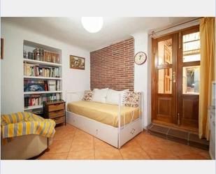 Dormitori de Casa adosada en venda en Guadix amb Calefacció, Jardí privat i Terrassa