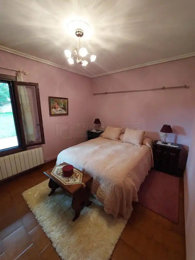 Casa con piscina en venta en Condado de Treviño, imagen 36