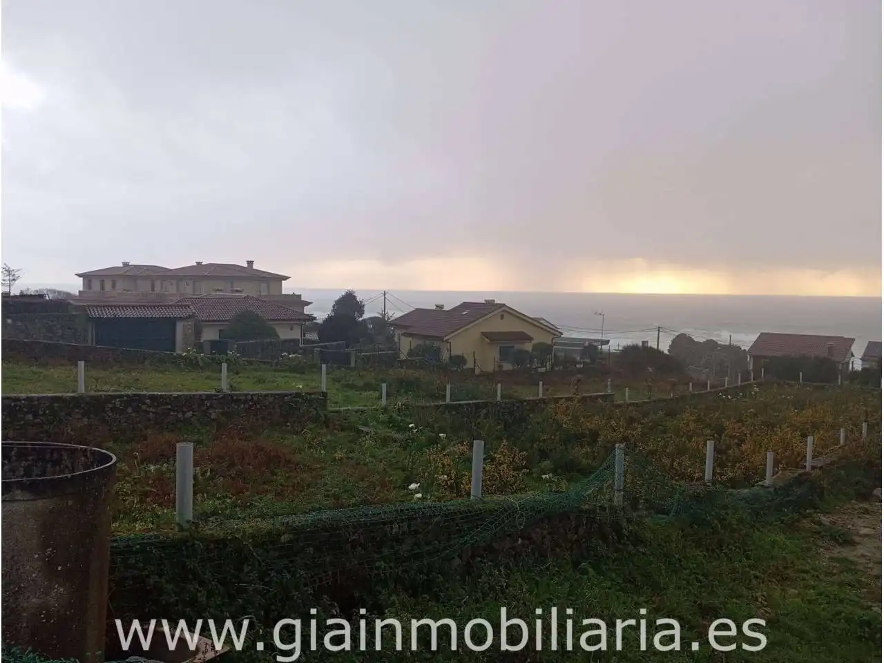 Land for sale in Oia