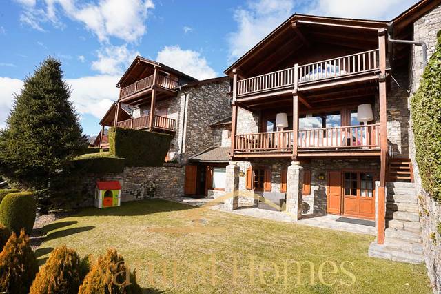 Casa adosada en Venta en Bolvir