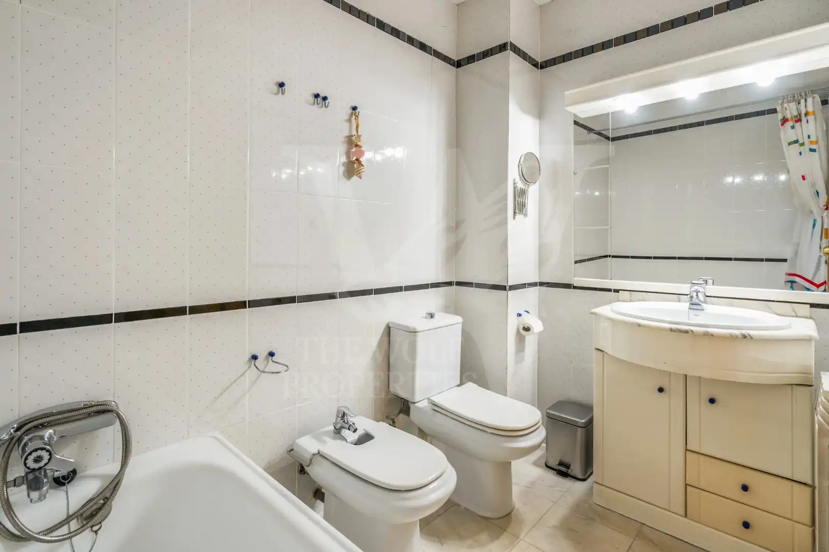 Baño de Casa adosada en venta en Premià de Mar con Aire acondicionado, Calefacción y Terraza