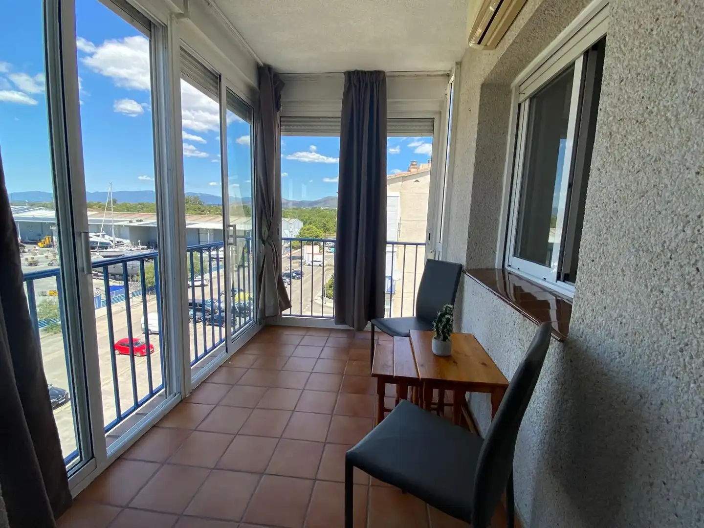 Terraza de Piso en venta en Roses con Terraza, Piscina y Amueblado