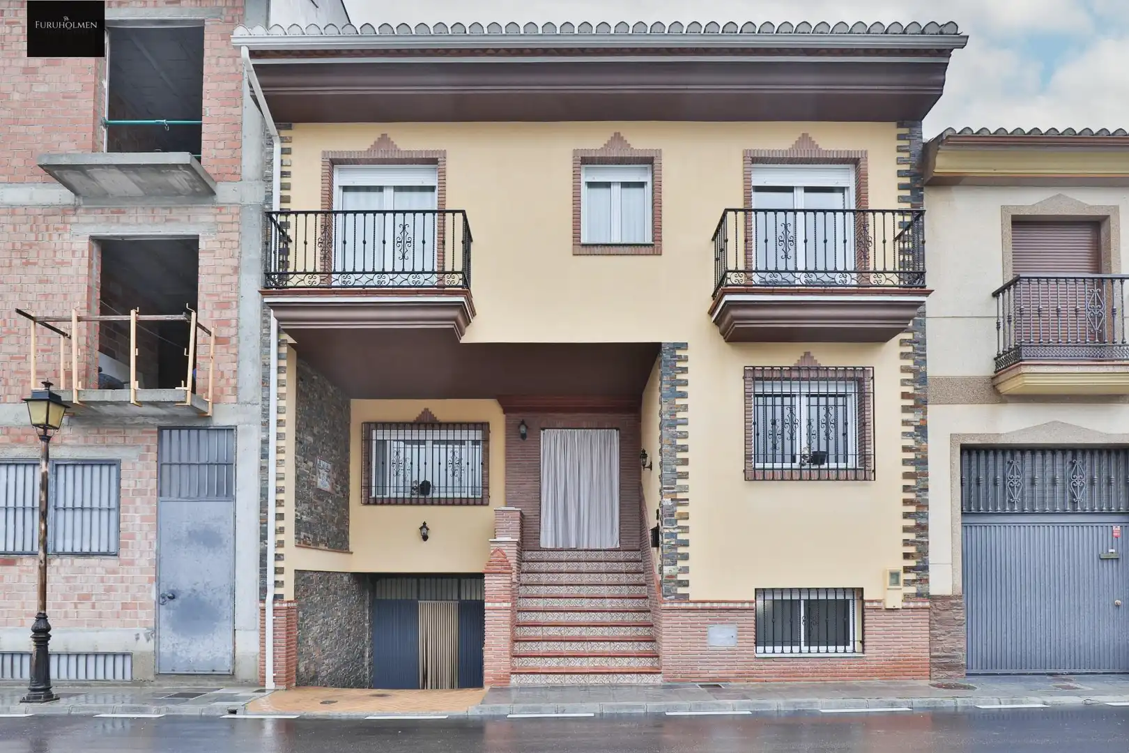Casa bifamiliare con terrazza in vendita a MALAGA
