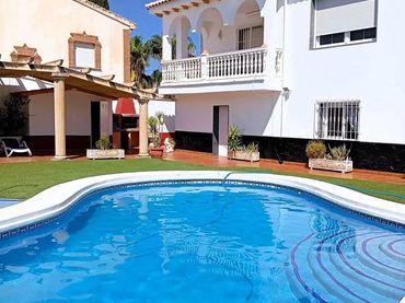 Casa con piscina in vendita a Loja