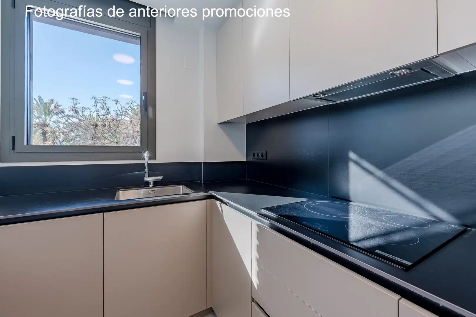 Cuina de Pis en venda en Molins de Rei amb Aire condicionat, Calefacció i Balcó