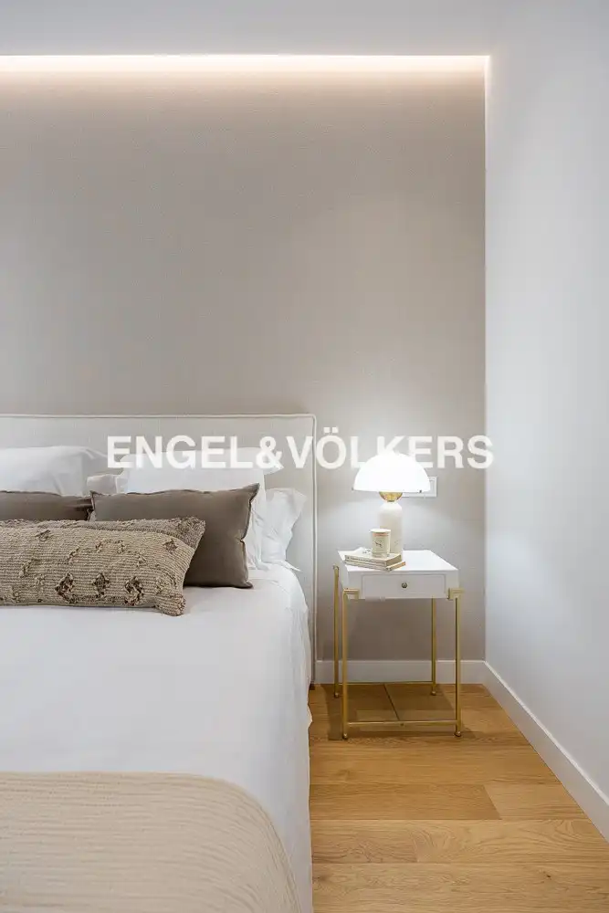 Bedroom of Flat for rent in Barrio de Salamanca