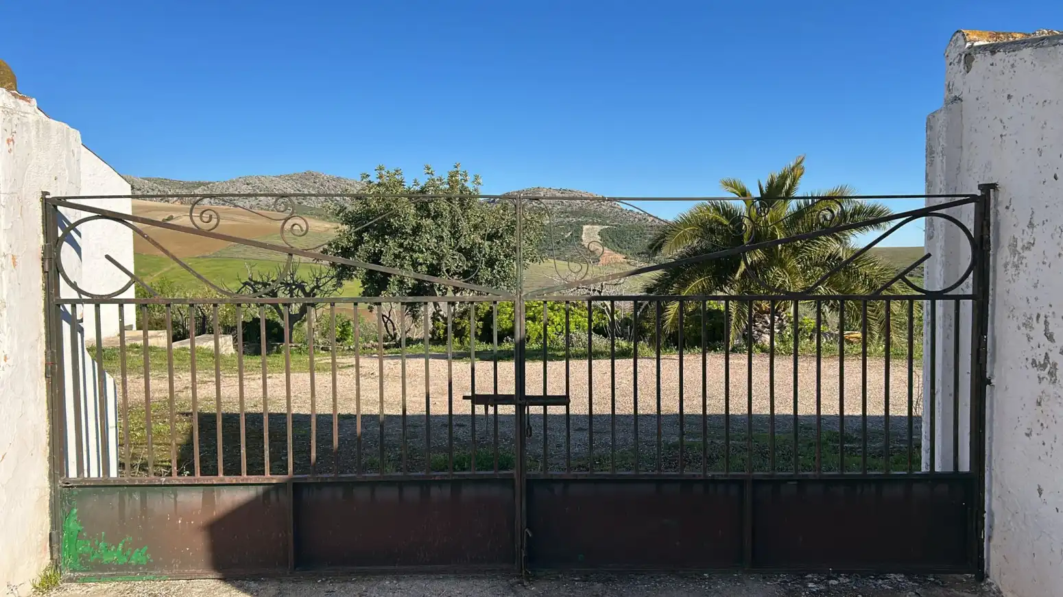 Exterior view of Houses for sale in Ardales
